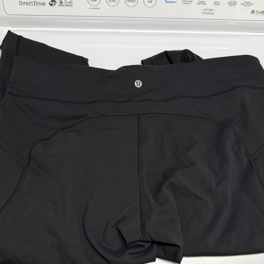 lululemon athletica Black Leggings - Picture 2 of 4